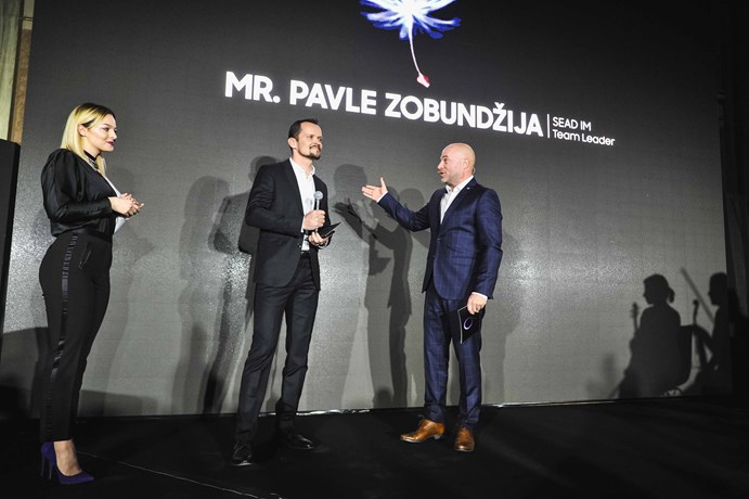 Pavle Zobundzija_Samsung.jpg